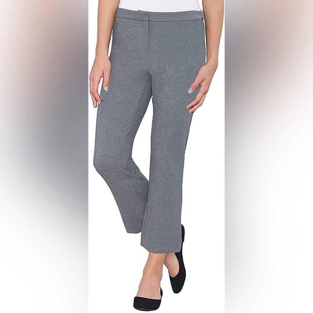 New Max & Mia Ladies Capri Dress Pant. New without tags!